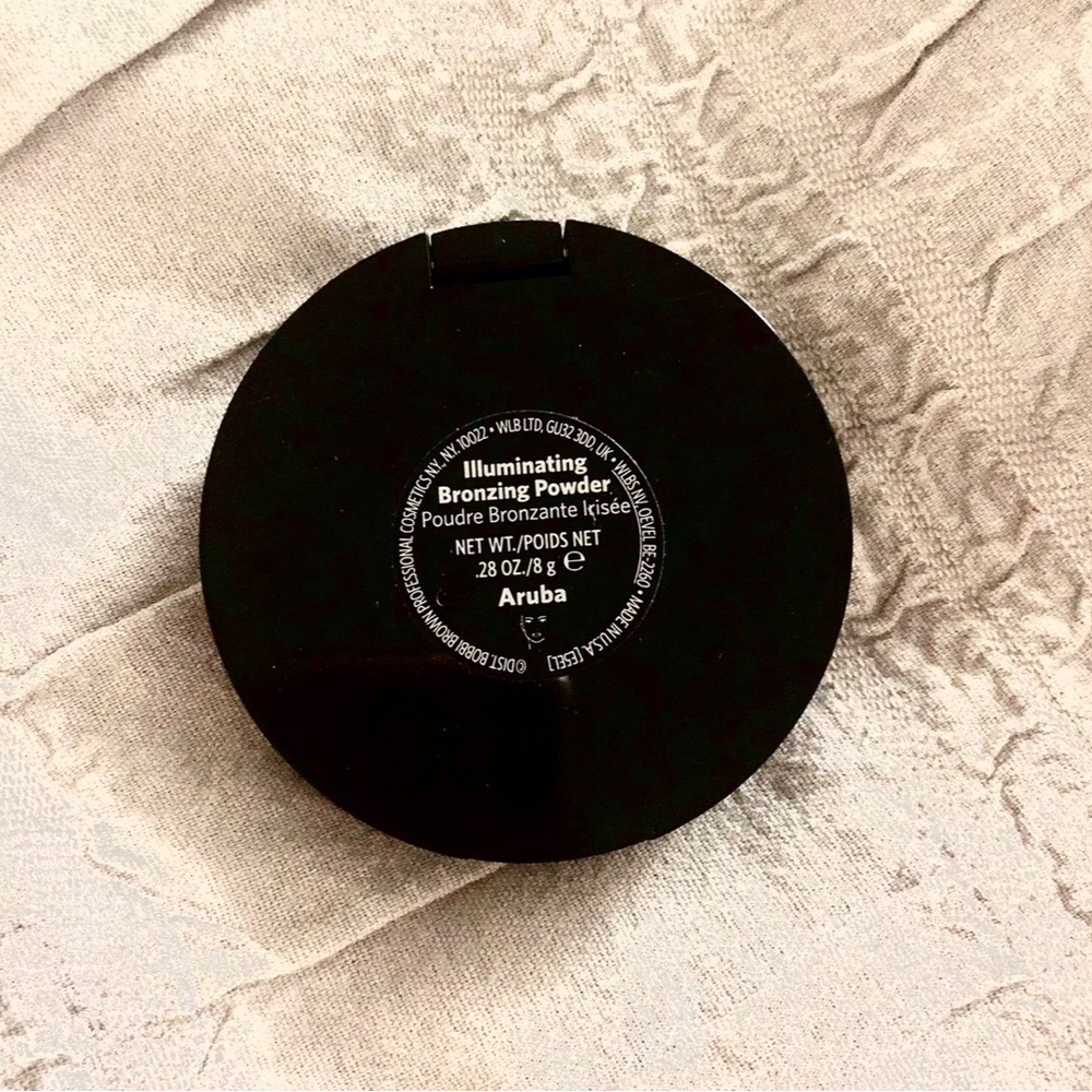 Bobbi Brown Bronzer -Aruba - Picture 4 of 8